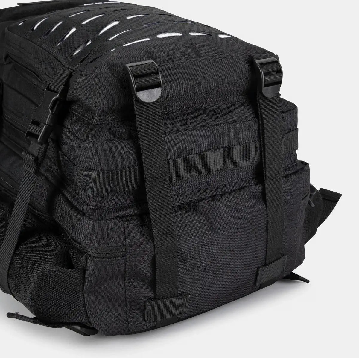 Gympack Pro 50L Negra y Blanca